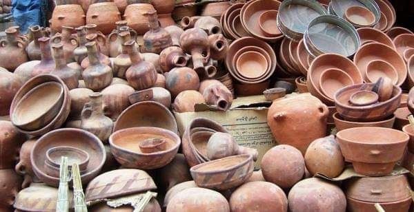 صناعة الفخار.. حرفة تراثية تقاوم الاندثار باليمن