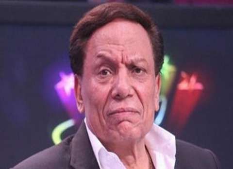 شائعة جديدة تنال من عادل إمام.. والعائلة تعبر عن غضبها