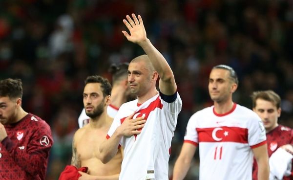 إيطاليا وتركيا تودعان التصفيات المؤهلة لمونديال "قطر2022"