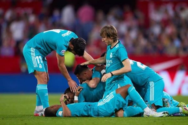 الريال يعود بانتصار مثير من معقل إشبيلية في الدوري الإسباني