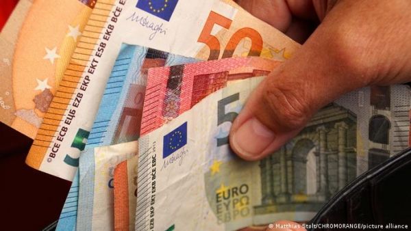 ما علاقة التبرع بالمال في الإصابة بالزهايمر؟