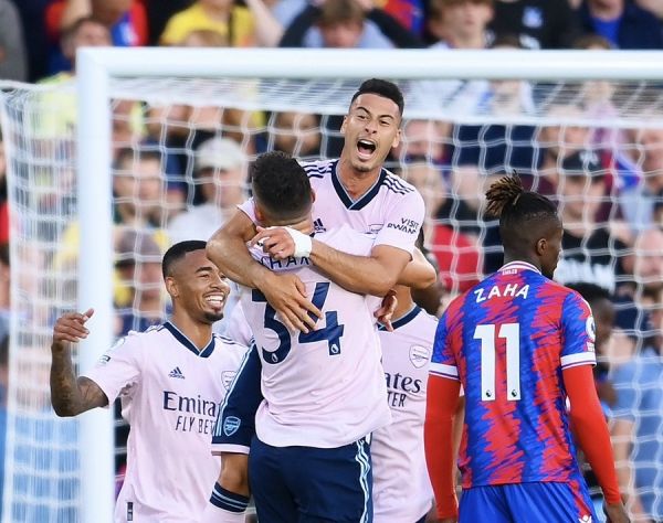 أرسنال يفتتح موسمه بالفوز على كريستال بالاس