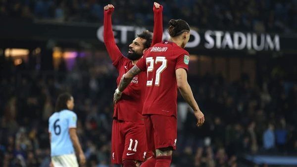 ليفربول يحل ضيفاً ثقيلاً على أستون فيلا