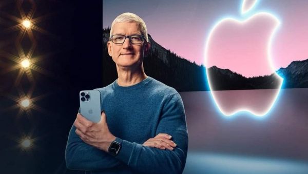 رئيس "آبل" يوافق على تخفيض راتبه إلى 49 مليون دولار