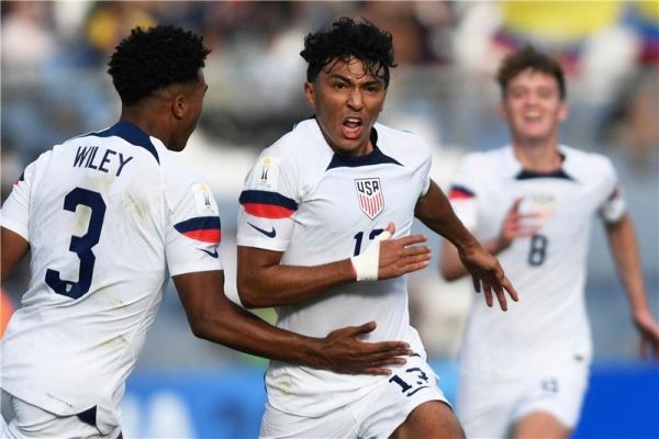 منتخب أميركا يبلغ الدور الثاني من كأس العالم للشباب