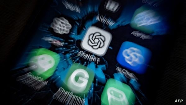 أربع طرق مجانية لاستخدام الذكاء الاصطناعي على هاتفك.. تعرف عليها