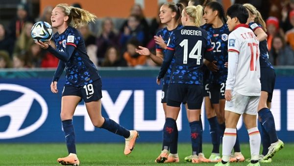 مونديال السيدات.. حسم 9 بطاقات في ثمن النهائي