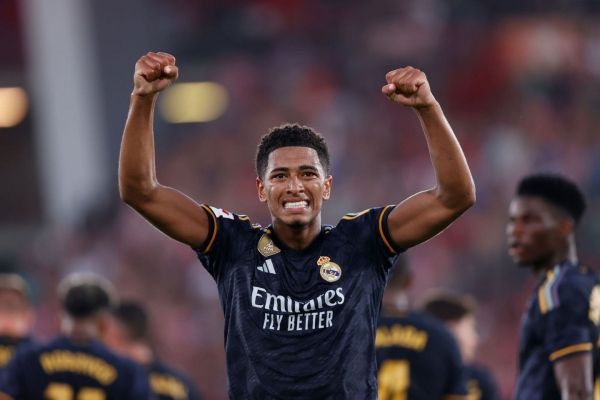 بيلينغهام يقود الريال إلى فوز مستحق على ألميريا بالدوري الإسباني