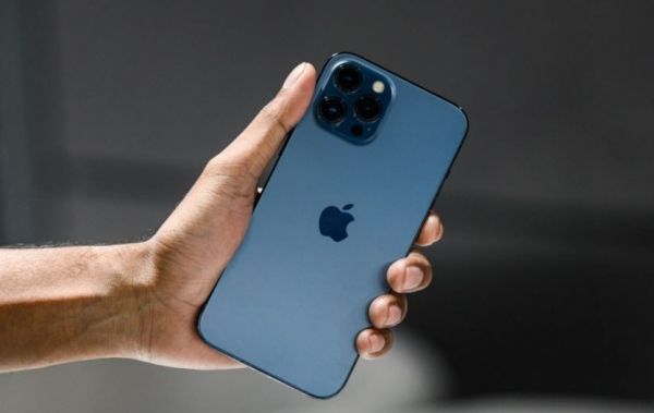 آبل تعلن عن "تحديث أمني مهم" لأجهزة آيفون وآي باد