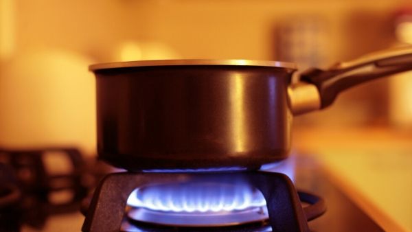 مواقد الغاز تضخ مستويات "غير آمنة" من غاز سام ومضر بالصحة