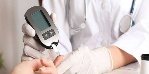نصائح لتجنب الإصابة بمرض السكري وسبل التعامل معه