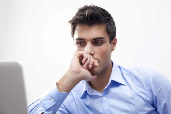 سبعة أطعمة تساعدك في التغلب على القلق