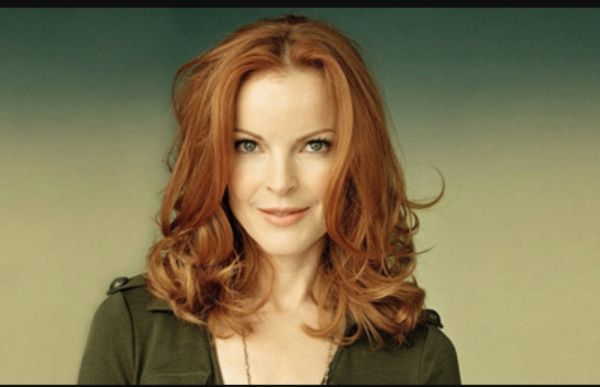 ممثلة أمريكية تأسف للصمت العالمي إزاء أحداث غزة