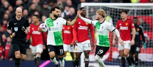 تعادل ليفربول يضاعف الإثارة في الدوري الإنجليزي قبل 7 جولات من الختام