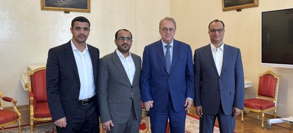 وفد حوثي يبحث مع مبعوث بوتين جهود الحل الشامل في اليمن