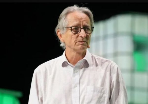 جائزة نوبل في الفيزياء تذهب لرواد الذكاء الاصطناعي