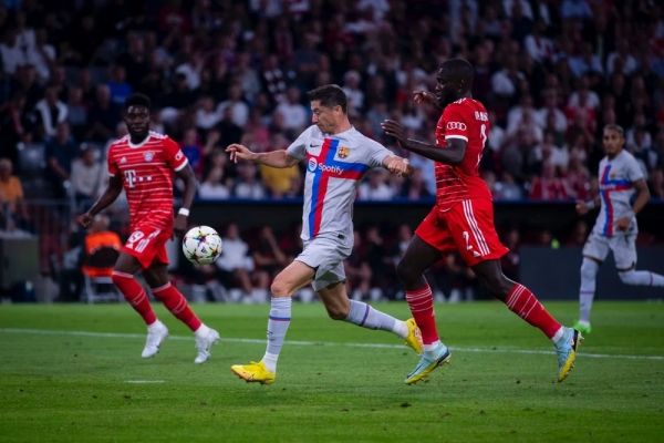 غدًا.. برشلونة يستضيف بايرن ميونخ في قمة دوري الأبطال