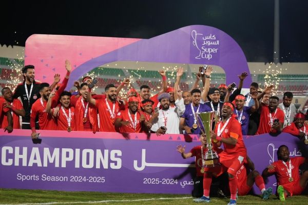 ظفار يتوّج بكأس السوبر العُماني