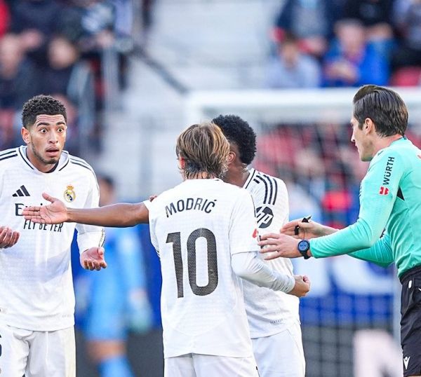 أتلتيكو مدريد يهدر فرصة انتزاع صدارة الدوري الإسباني من الريال