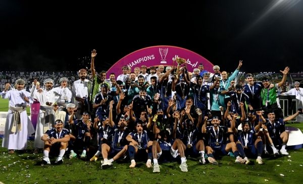 عٌمان.. الشّباب يُتوّج بكأس السُّلطان لكرة القدم للمرة الأولى في تاريخه