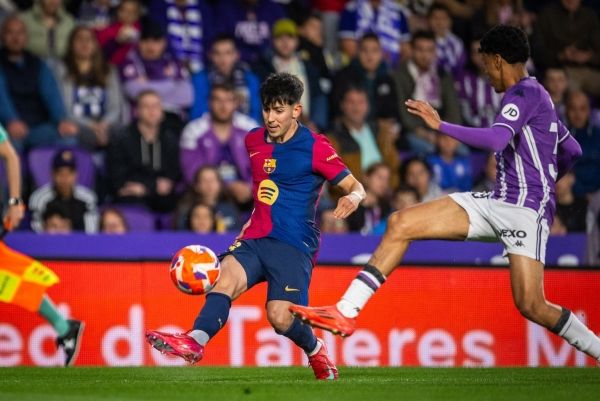 برشلونة يقترب من لقب الليغا بعد فوز مثير على بلد الوليد 2-1