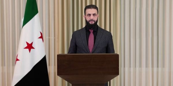 عاشت معي في مغارات وتنقلنا في 49 بيتا".. أحمد الشرع يشعل تفاعلا بحديثه عن زوجته