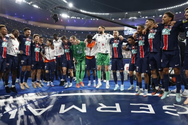 باريس سان جيرمان يتوج بكأس فرنسا استعدادا لنهائي دوري الأبطال