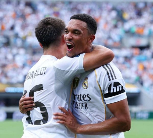 ريال مدريد يصالح جماهيره بثلاثية نظيفة في شباك باتشوكا بكأس العالم للأندية