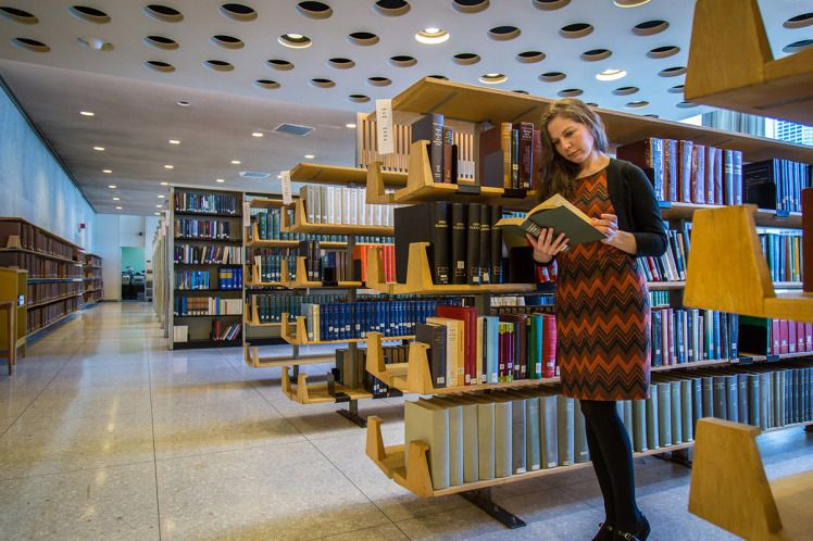 بالعربية والفرنسية والإنجليزية.. قائمة بأفضل روايات 2017