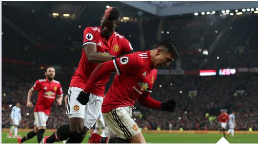 مانشستر يونايتد يقلّص الفارق مع غريمه المتصدر سيتي