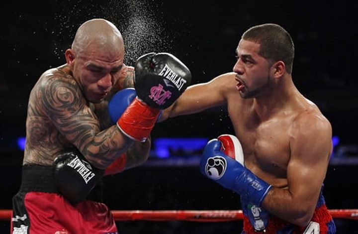 ملاكم من أصول يمنية يجبر بطل العالم على الاعتزال (شاهد)