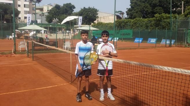 منتخب التنس اليمني... قصة رحلة ثلاثة أيام إلى لبنان