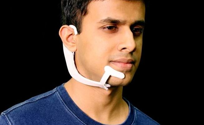 حتى ما تفكر به صار مسموعاً للمساعد الإلكتروني.. جهاز جديد يتنصَّت على "صمتك"!