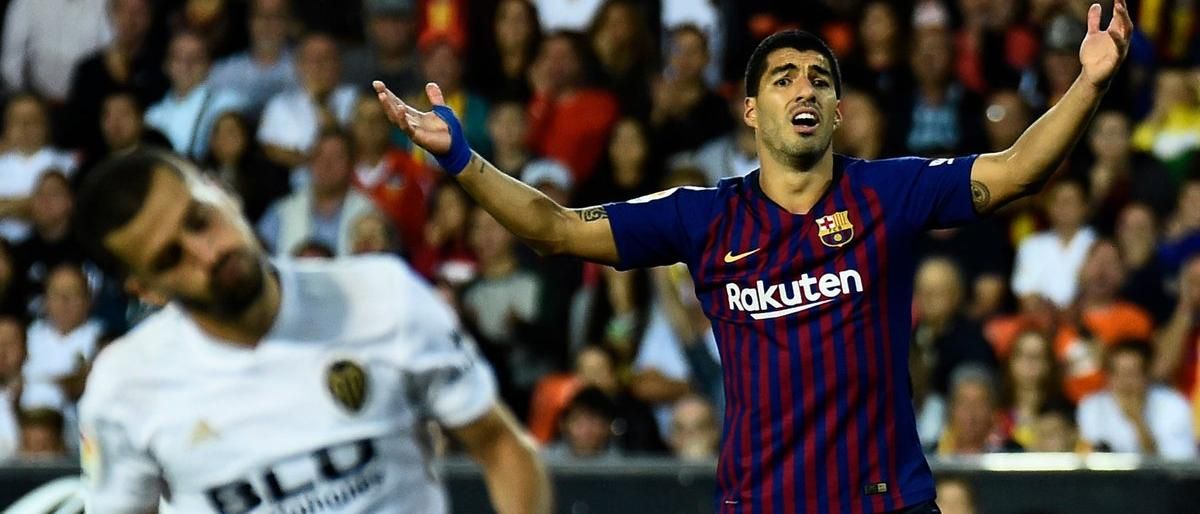 برشلونة يتنازل عن قمة الليغا