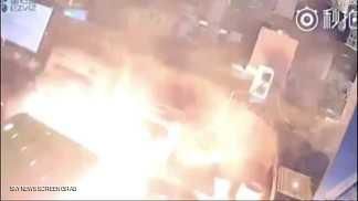 لقطات توثق لحظة انفجار هاتف آيفون