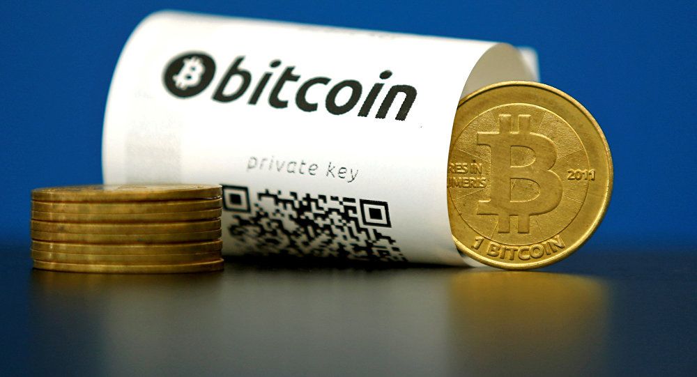 مترجم: وصلت إلى 17 ألف دولار.. كيف تشتريها وتستخدمها؟ دليلك للاستثمار في بيتكوين