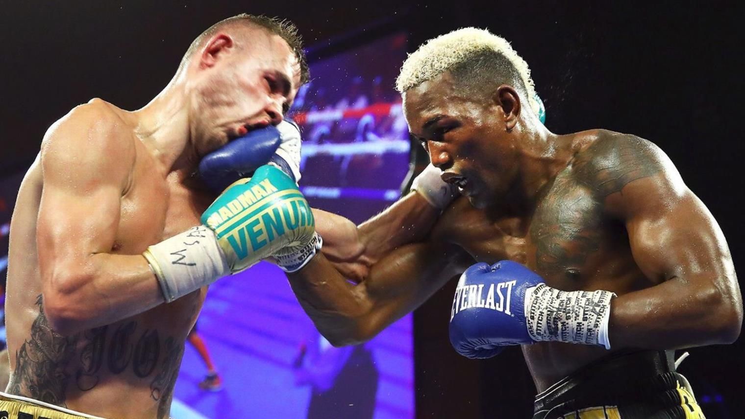 شاهد: وفاة ملاكم روسي تلقى ضربات قاتلة.. بعد أن أزالوا نصف رأسه