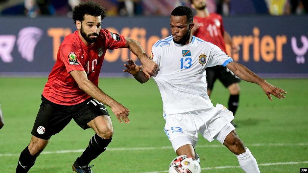 أمم أفريقيا: صلاح يقود مصر إلى ثمن النهائي