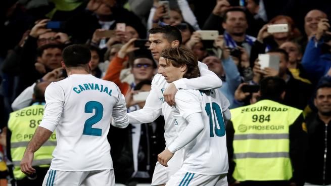 نجم ريال مدريد يختار أفضل لاعب في العالم