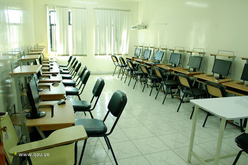 معامل الحاسوب