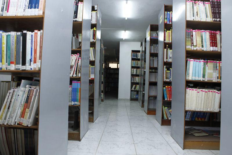 المكتبة