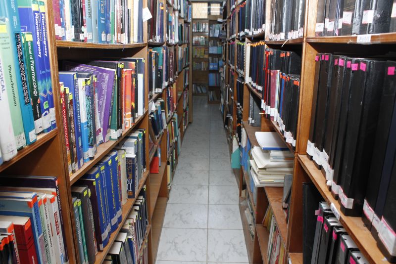 المكتبة